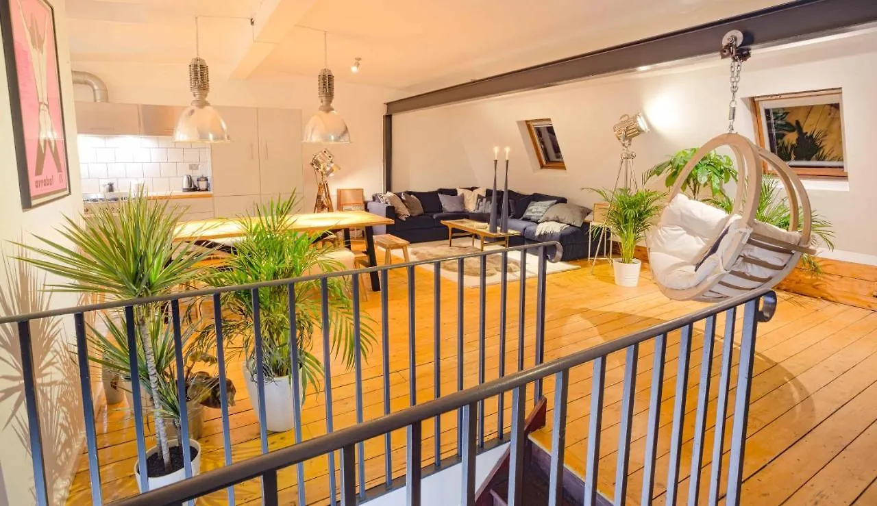 The Composer Loft Londres 0*,  Reino Unido